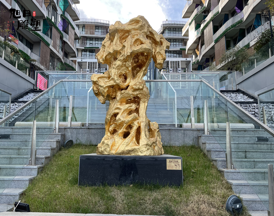 黃島玻璃鋼雕塑高度3.5米